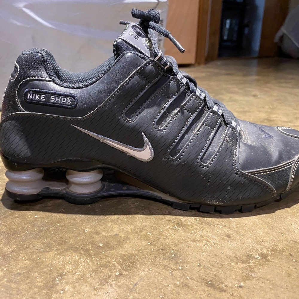Womens Black Nike Shox